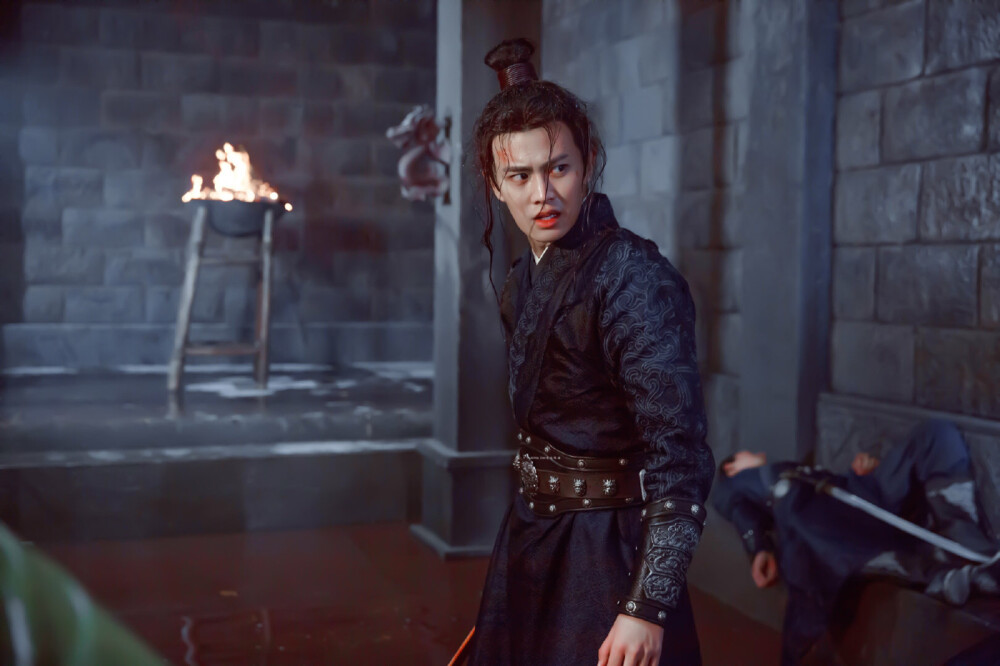 锦衣之下，陆绎打戏