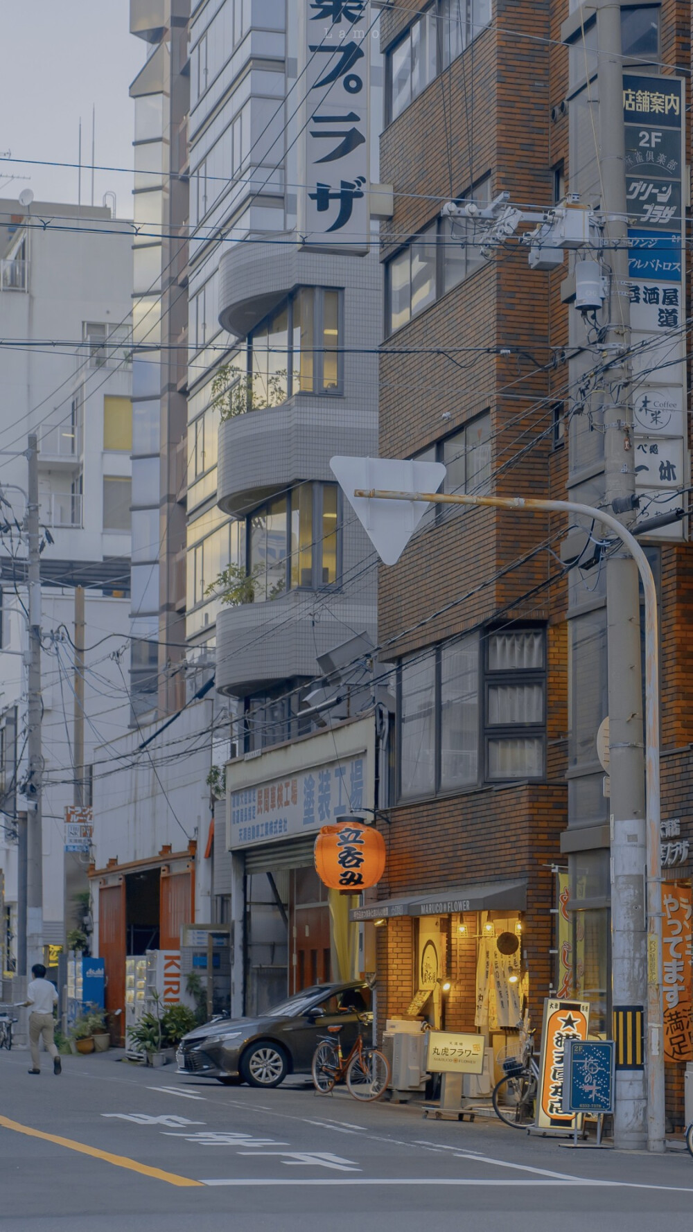 街道 房屋 风景 壁纸
