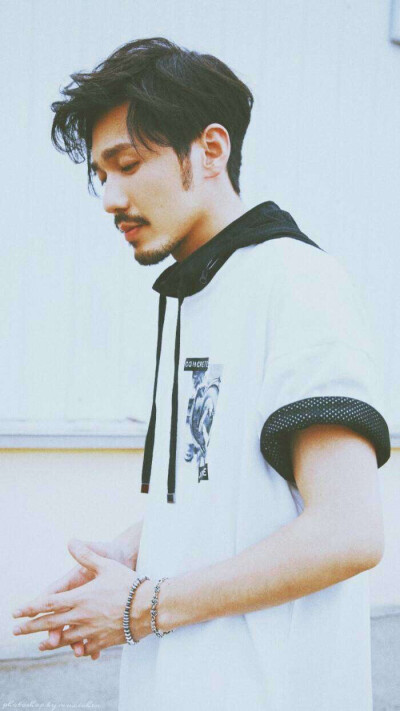 白宇黄景瑜谢彬彬