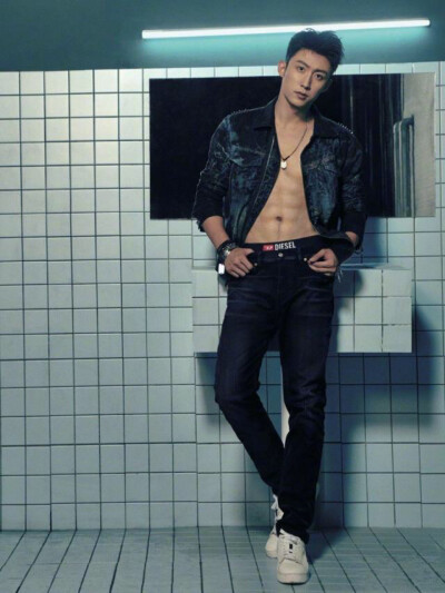 白宇黄景瑜谢彬彬