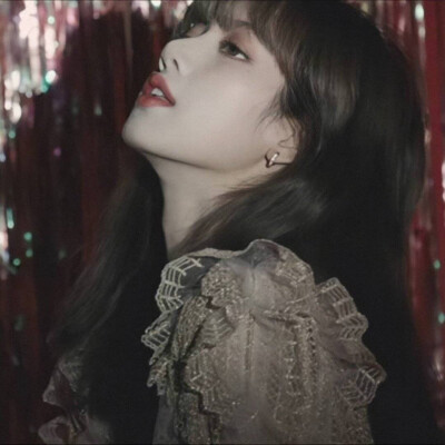 lalisa manoban ☪ 甜豆莎 