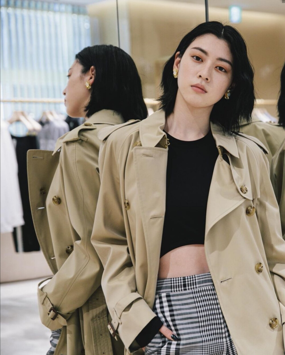 三吉彩花