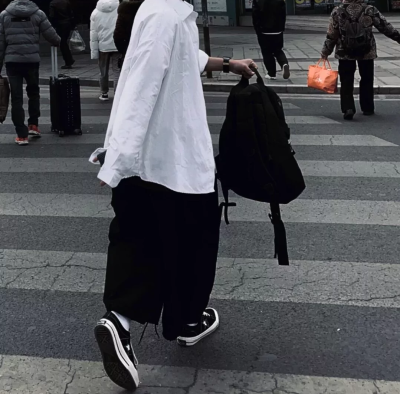 三次元优质男头。