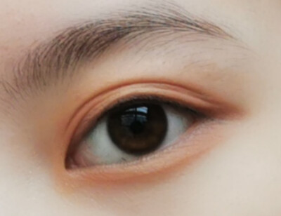 完美日记斑虎盘
日光/暖光