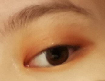 完美日记斑虎盘
日光/暖光