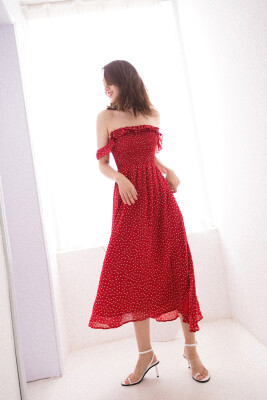 现货Texture-Si定制reformation风法式方领复古红波点开叉连衣裙