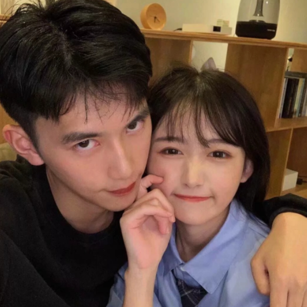 鹿jo情侣头像自裁