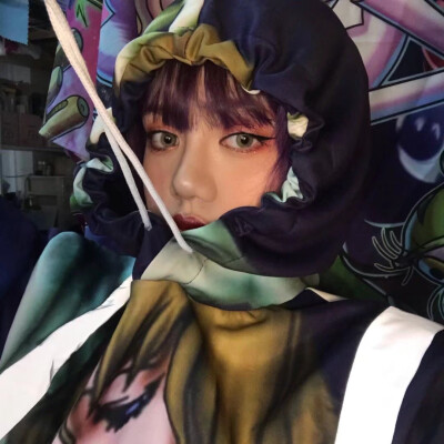 女头