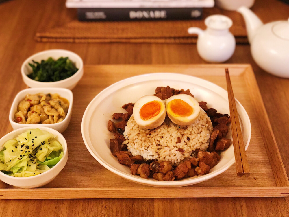 卤肉饭 咖喱牛肉饭 海鲜炒饭 鸡肉焖饭 