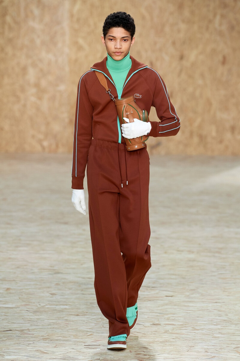 LACOSTE 2020