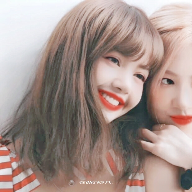 ©饲养桃浦兔.
Lisa&rose.