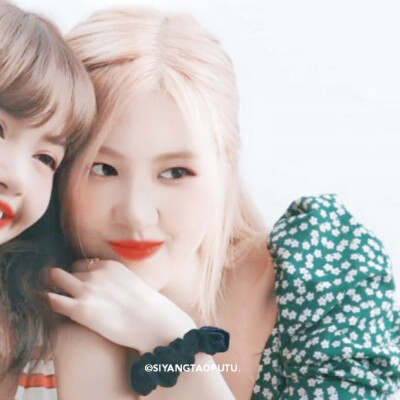 ©饲养桃浦兔.
Lisa&rose.