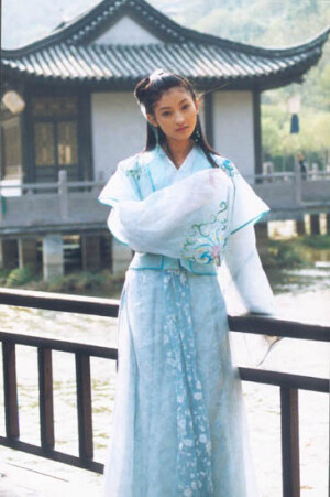 
王祎 饰 阿碧