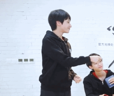 迷惑行为