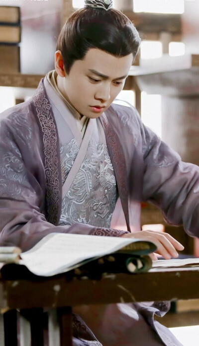 古装剧《锦衣之下》任嘉伦饰演陆绎 手机壁纸