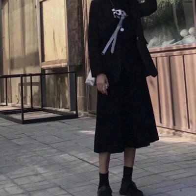 做个酷酷的女孩子吧