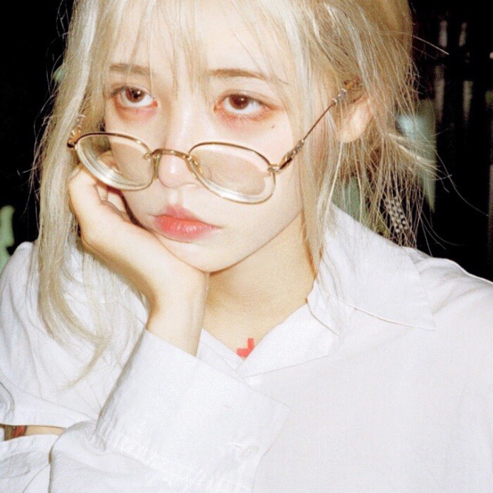 惊世一瞥而后拥抱