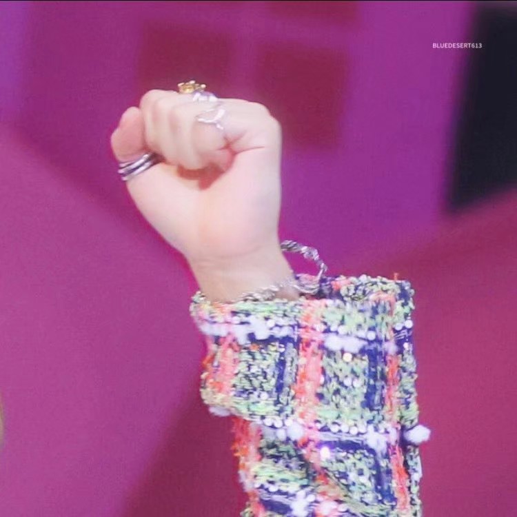 巴啦啦能量小旻全身变！