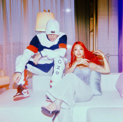 Jony J/万妮达
