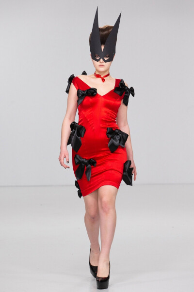 Pam Hogg 2020
