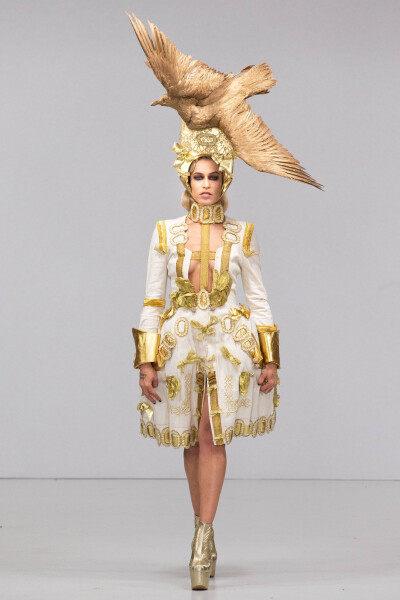 Pam Hogg 2020