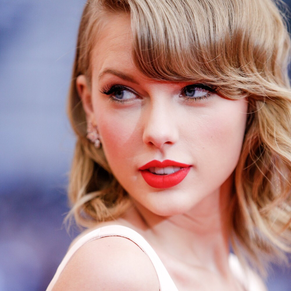 TaylorSwift[超话]
霉霉Taylor Swift在2014年出席Met Gala高清组图。