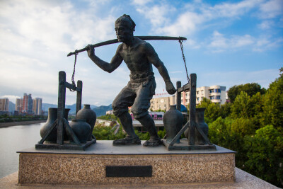 景德镇七十二道制瓷工序青铜组雕