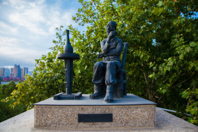 景德镇七十二道制瓷工序青铜组雕