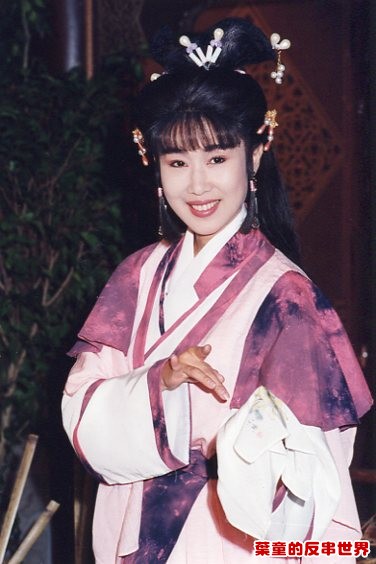 夏光莉 饰 李碧莲