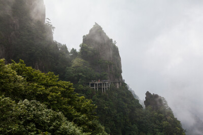 明月山 羊狮幕