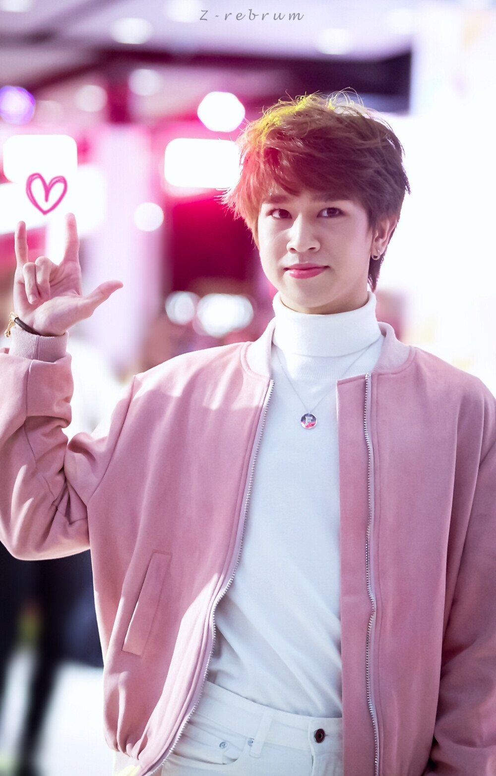 姆哥70多多粉色这套图是我的白月光啊啊啊