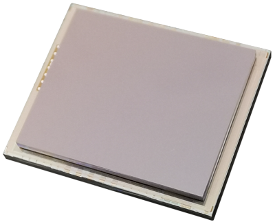 晶圆级封装是在晶圆片上同时对众多MEMS结构进行晶圆级封装、晶圆级测试，然后裂片成一个个 完整的真空密闭的红外探测器，适合大批量和低成本生产及应用。