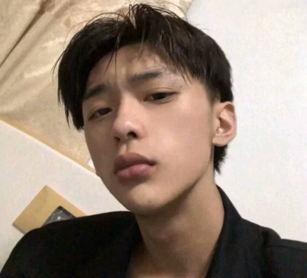 男头 头像男 男生头像 二转注明堆糖寄逍遥