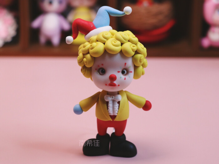 粘土手工电话机素材(电话粘土作品制作步骤图解)