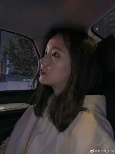 头像/壁纸/背景图/刘佳莹/创造101选手
抱图请评论dd
我是靓妹语忆，