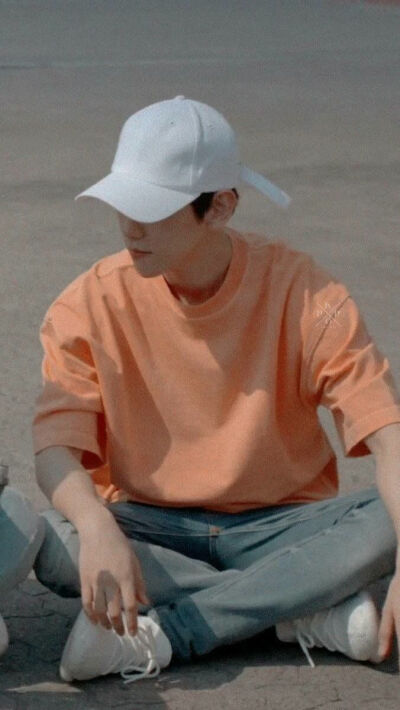 伯贤壁纸 非原创