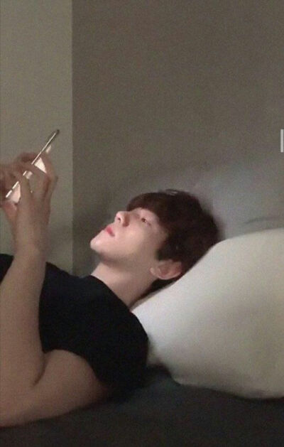 伯贤壁纸 非原创