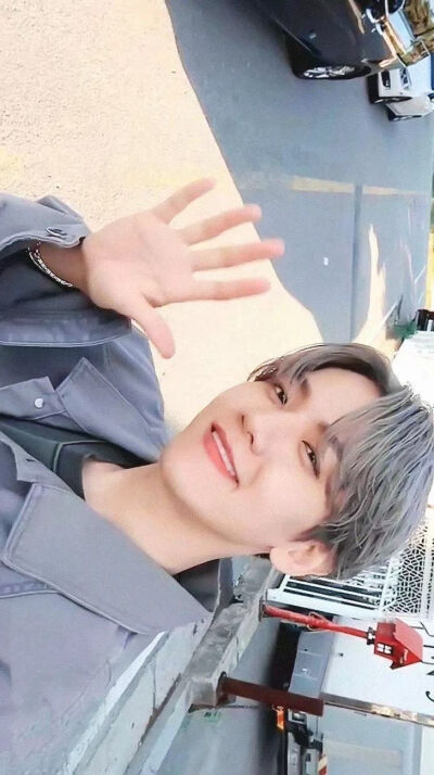 伯贤壁纸 非原创