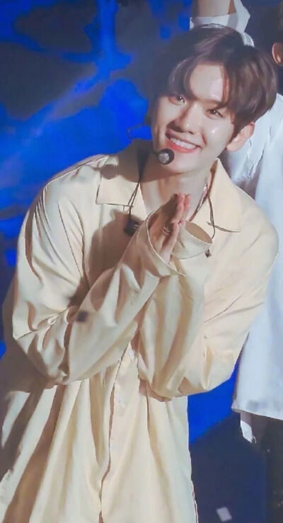 伯贤壁纸 非原创