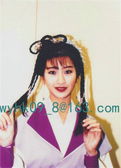 金蛇郎君
梁佩湖 饰 龙儿