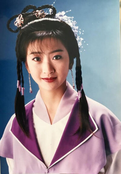 金蛇郎君
梁佩湖 饰 龙儿