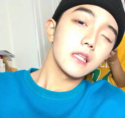 高清 真人男生头像 二传注明 黎尢关系卡 侵删致歉