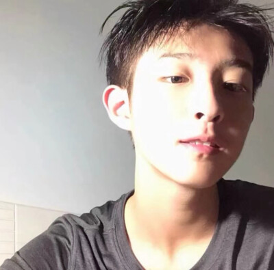 高清 真人男生头像 二传注明 黎尢关系卡 侵删致歉