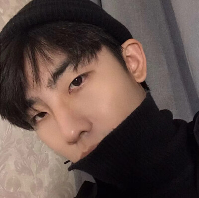 高清 真人男生头像 二传注明 黎尢关系卡 侵删致歉