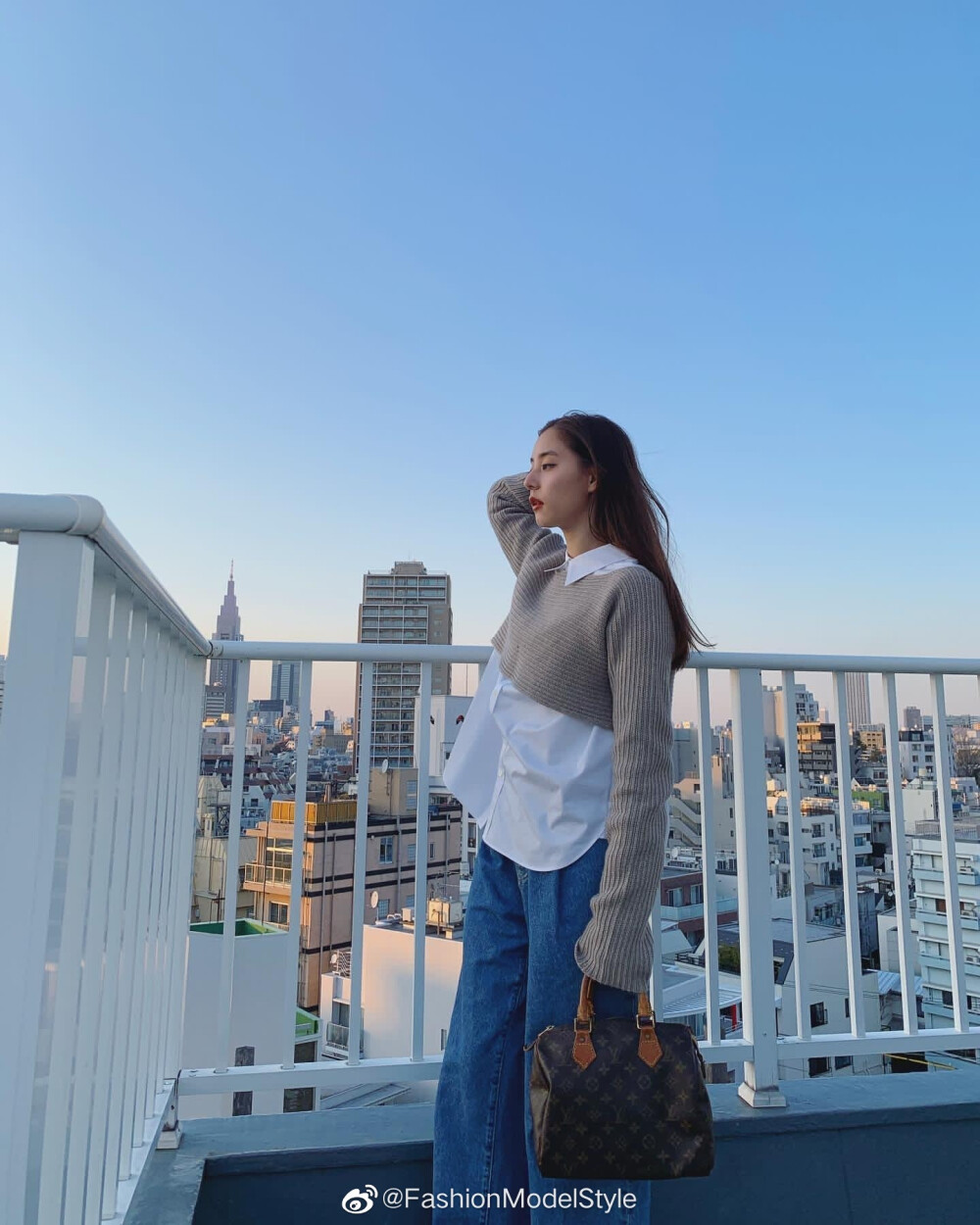 #私服街拍#Style ｜新木优子 insta私服搭配合集不管是衣服还是麻袋，只要她笑一下就是美的