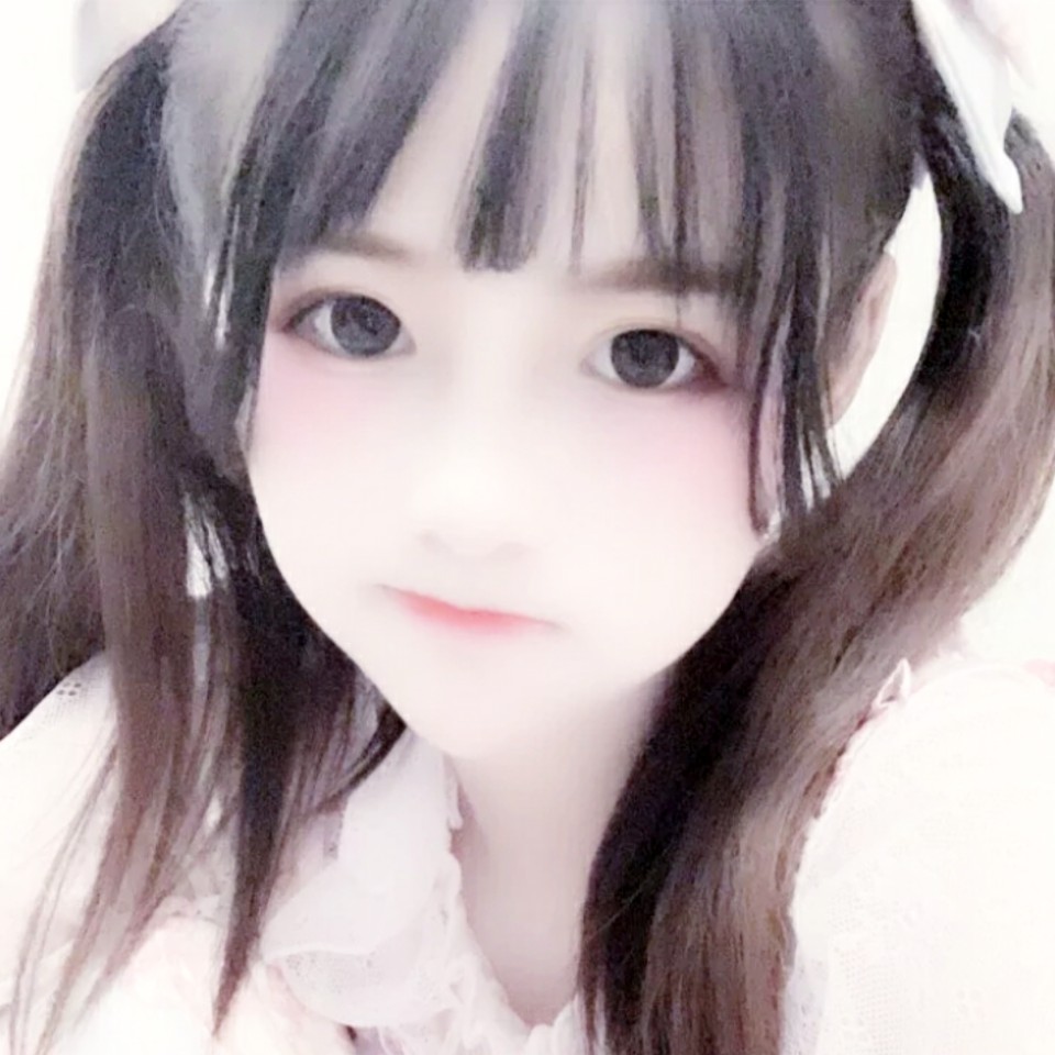 玩网女优温小软自截调软耳兔兔