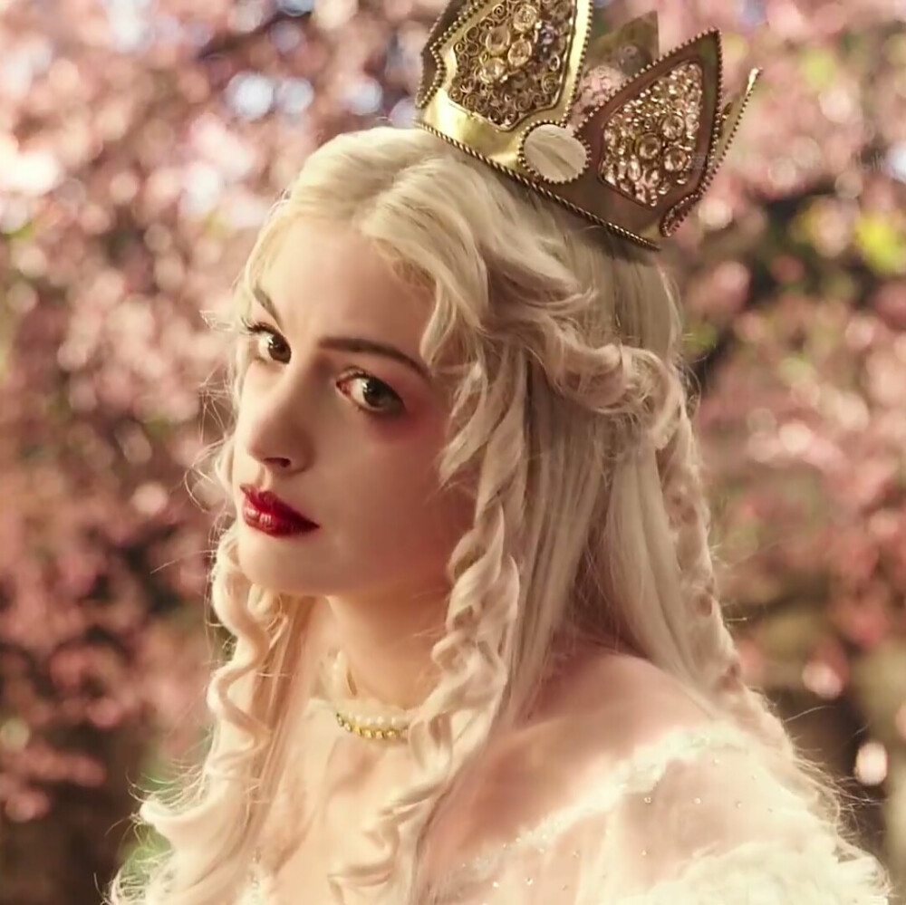 二改注明苏椰
我以为我的白皇后已经发完了，搞半天我一直都存着还没发，我还以为我都发了(இωஇ )刚查了一下才发现我还有70多张没发_(:з」∠)_