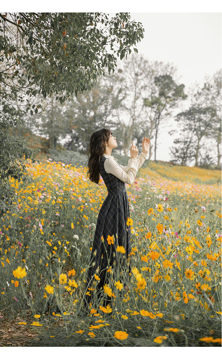 春秋女装法式复古少女木耳边绣花桔梗裙英伦森系格纹假两件连衣裙