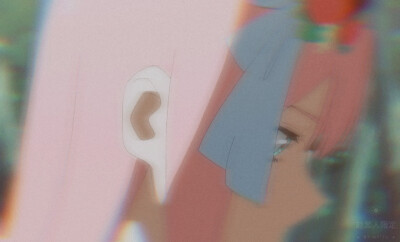 我喜欢的不是那个孤独的02，是和016在一起时开心的02