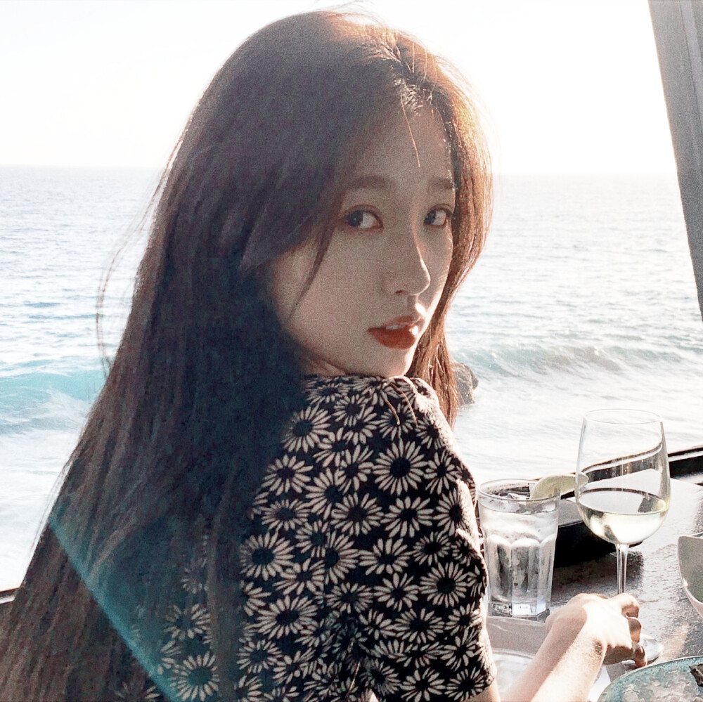 虞书欣头像二传标注李奕然 - 堆糖,美图壁纸兴趣社区